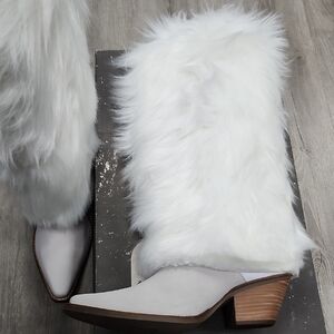 Dingo White Faux Fur Winter Boots